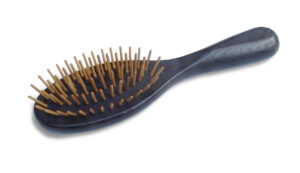 Schulz - Kleine ovale Pneumatik-Haarbürste mit Holzstiften - Eschenholz dunkel